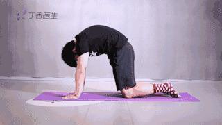 打羽毛球腰累正常吗,打羽毛球伤着腰