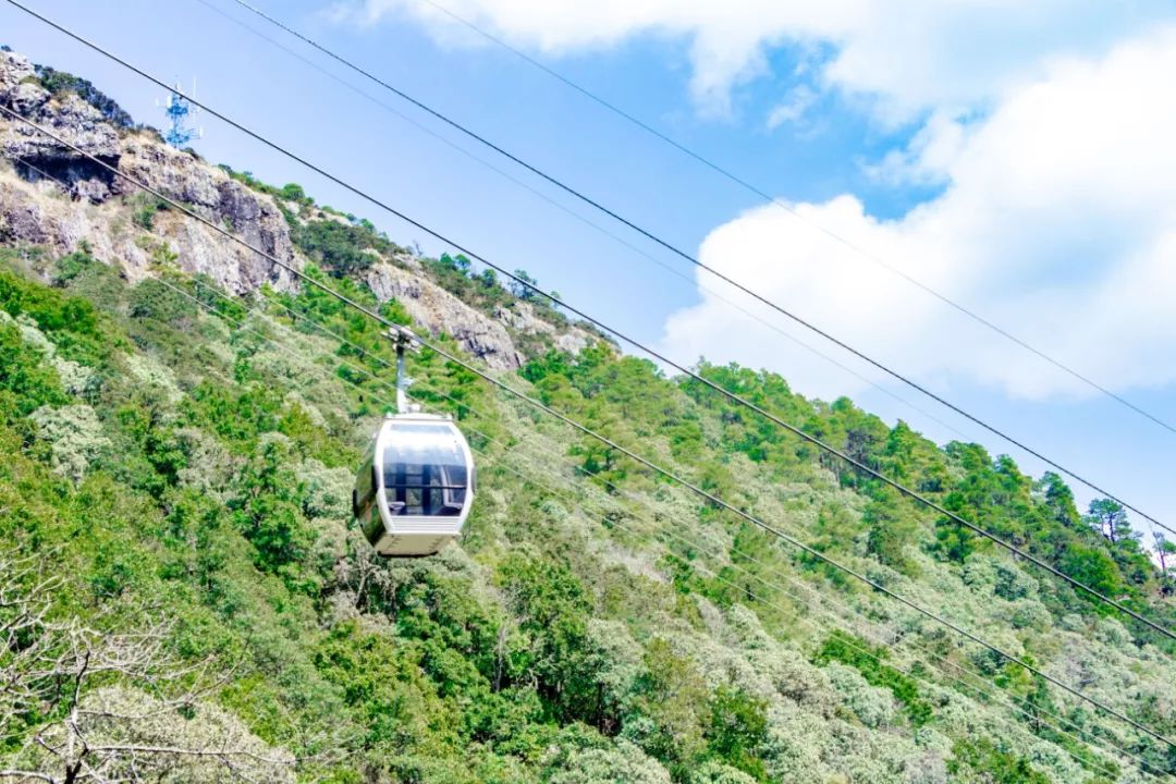 大理鸡足山奇观,从山角看大理鸡足山的传说