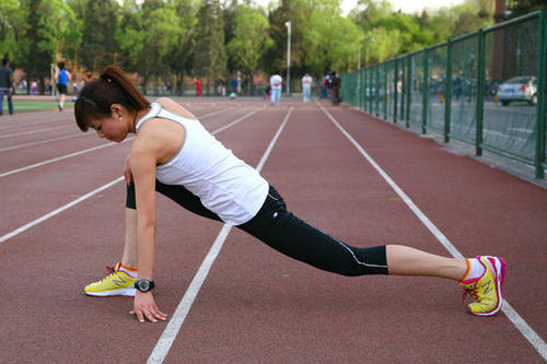 怎么跑步才能练腿减肥,怎么跑步才能不使腿粗