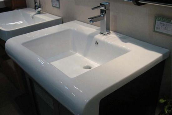 家里面盆发黄怎么处理,卫生间陶瓷发黄怎么办