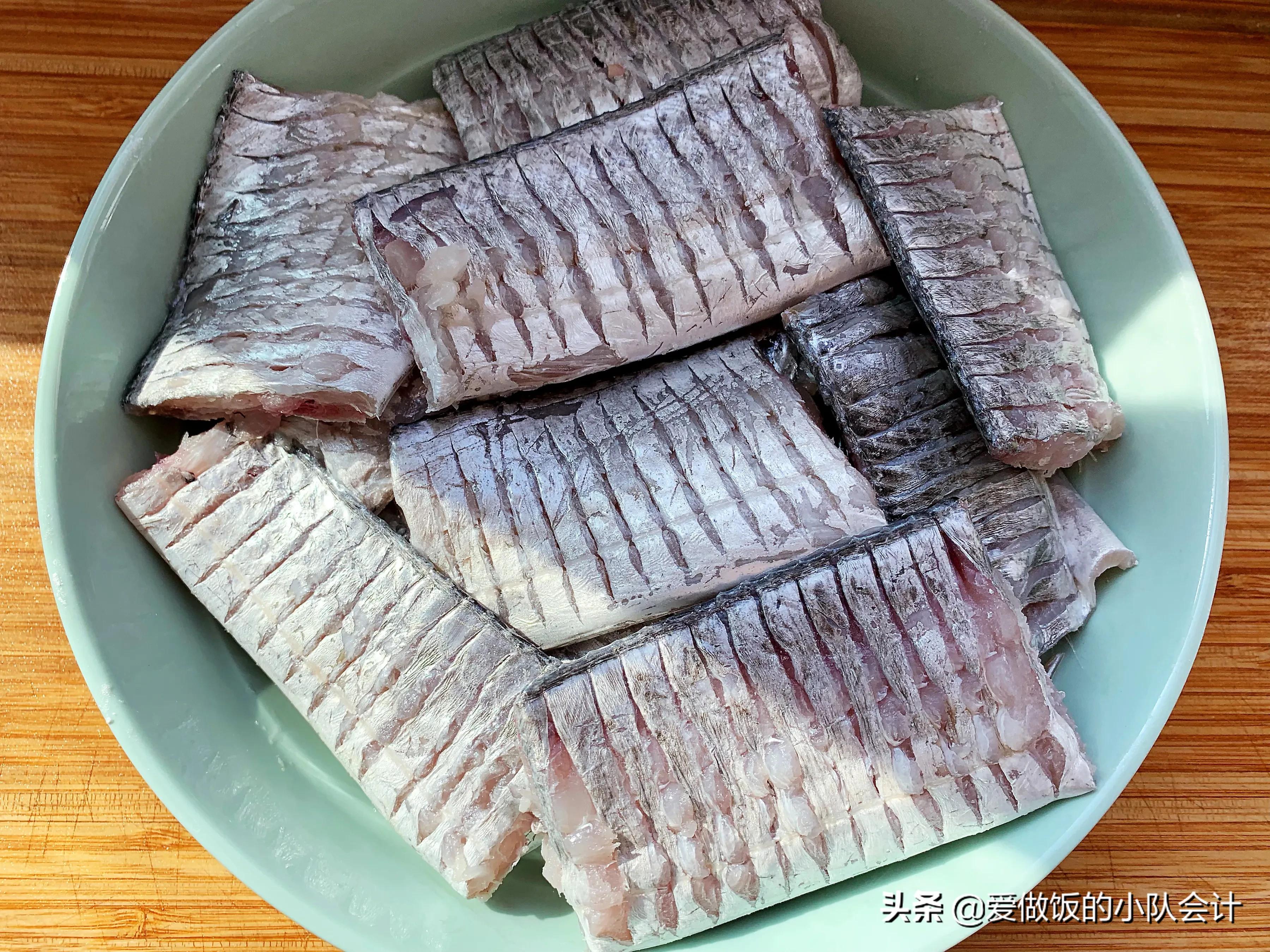 红烧带鱼的八种常见做法,红烧带鱼怎么做又酥又香