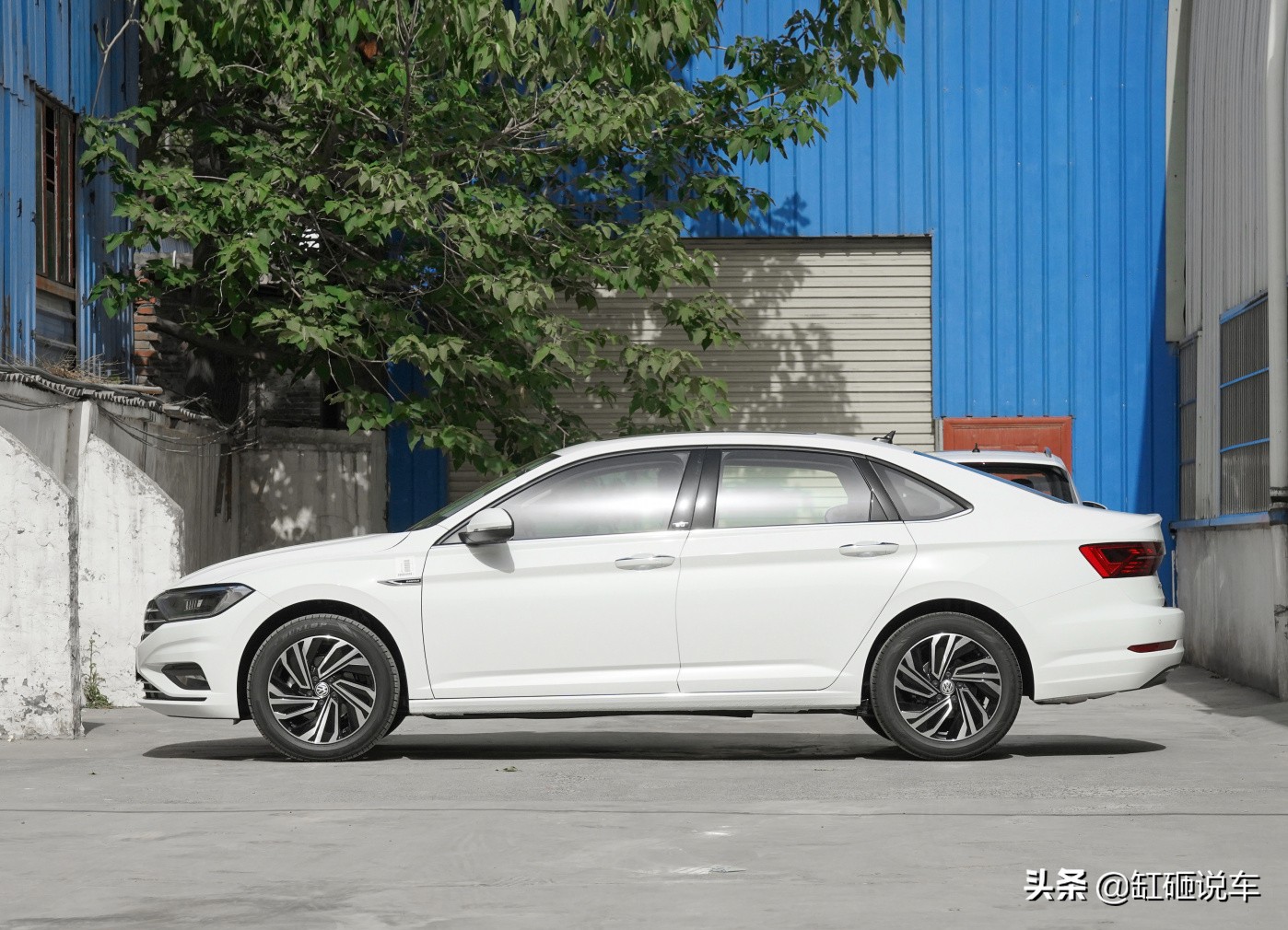 大众12款速腾气囊多少钱,大众速腾有多少个安全气囊