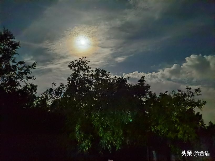 月是故乡圆原唱完整版,月是故乡圆歌曲