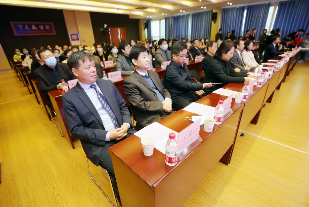 西安凤城医院最新通告,西安外事学院院区