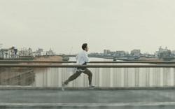 日影|岛国出品大尺度纯爱片！高桥小哥搞起情趣娃娃？