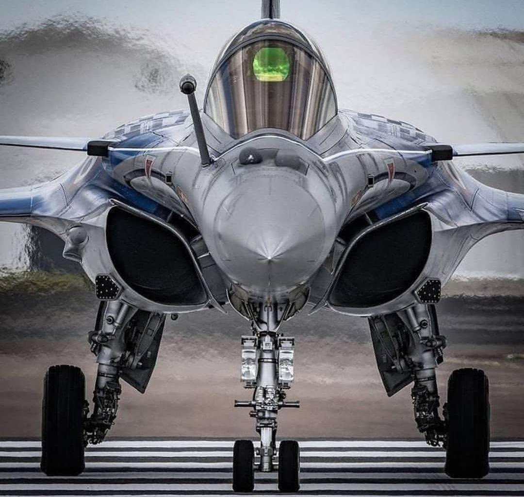 达索阵风战斗机vs布加迪,法国达索阵风