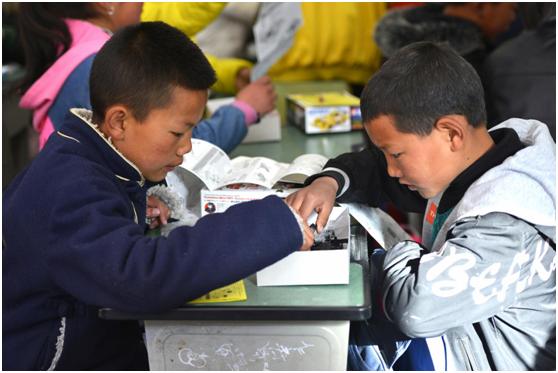 鍏崇埍闈掑皯骞村叕鐩婃垚闀胯惀,鍏崇埍鍎跨绛戞ⅵ璧疯埅蹇楁効鏈嶅姟娲诲姩