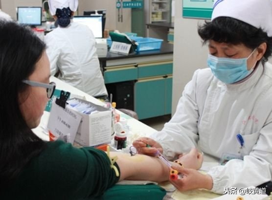 女人连续10天月经不尽什么原因,女性十多天不来月经