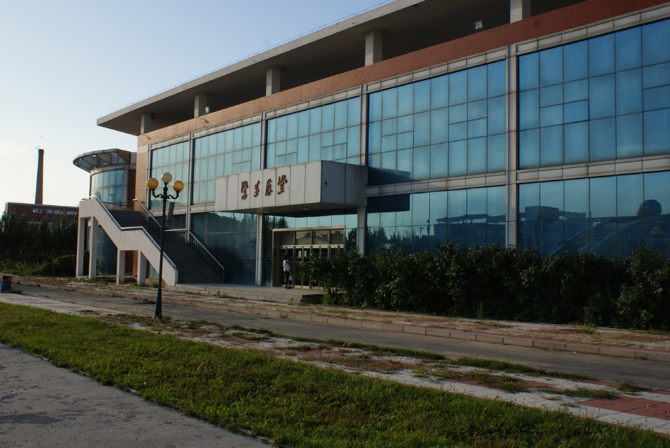 哈尔滨第三中学怎么样,黑龙江最好的高中德强哈三中