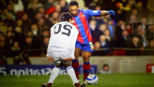 足球界的拉莫斯霸气出场,足球场上顶牛画面拉莫斯