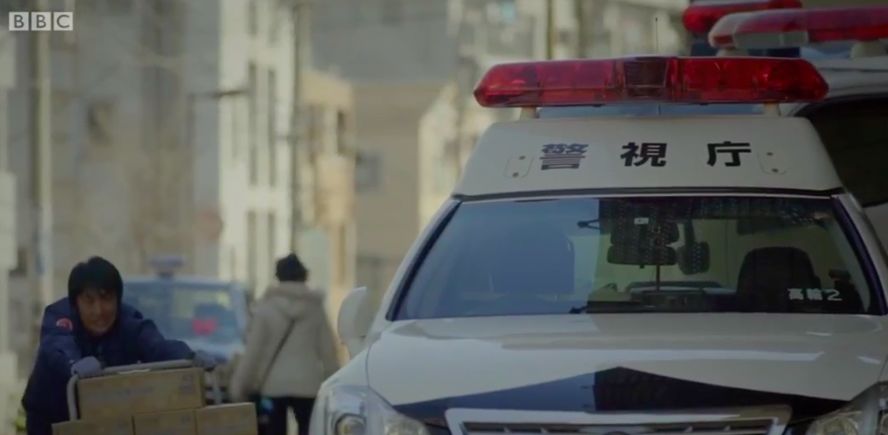 *服务性**扎堆的日本街头,只有她被骂荡妇