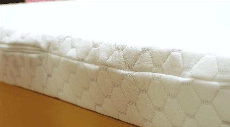 京东京造乳胶床垫,京东京造床垫睡感
