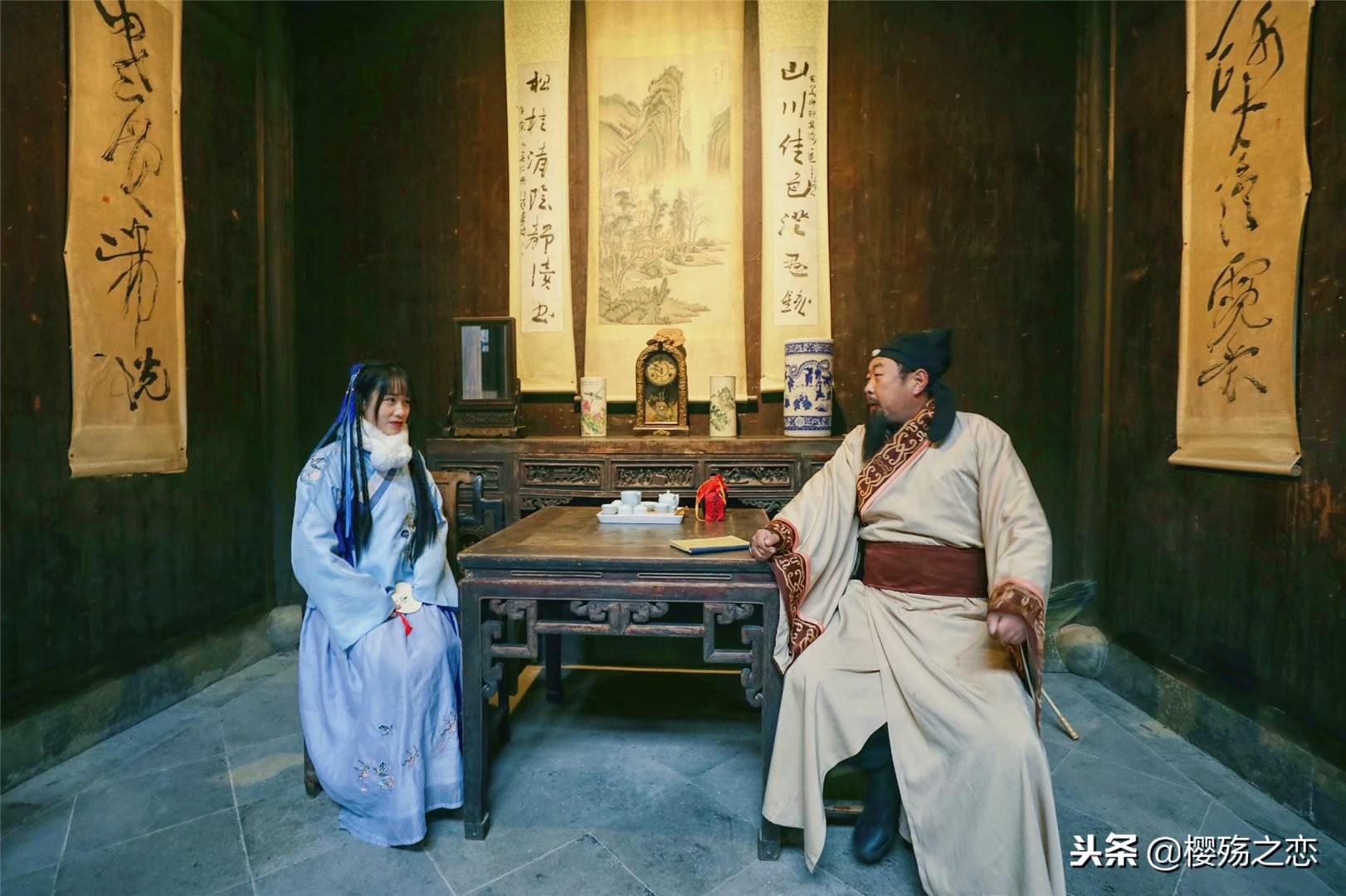 爱情线和智慧线是哪一条,哪一条是感情线和智慧线