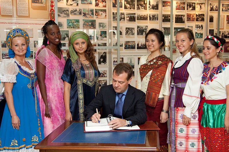 俄罗斯人民友谊大学，QS世界排名326