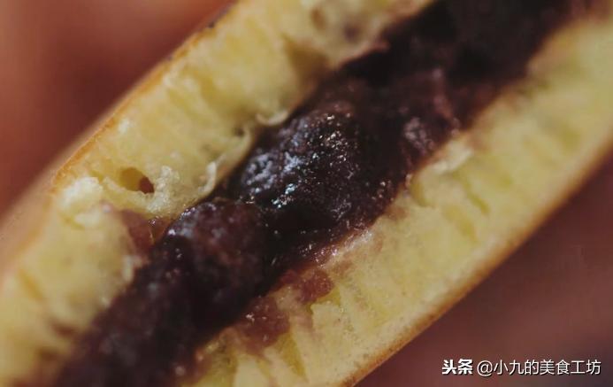 1碗面粉4个鸡蛋,2分钟教你做铜锣烧,不和面不揉面,做法超简单