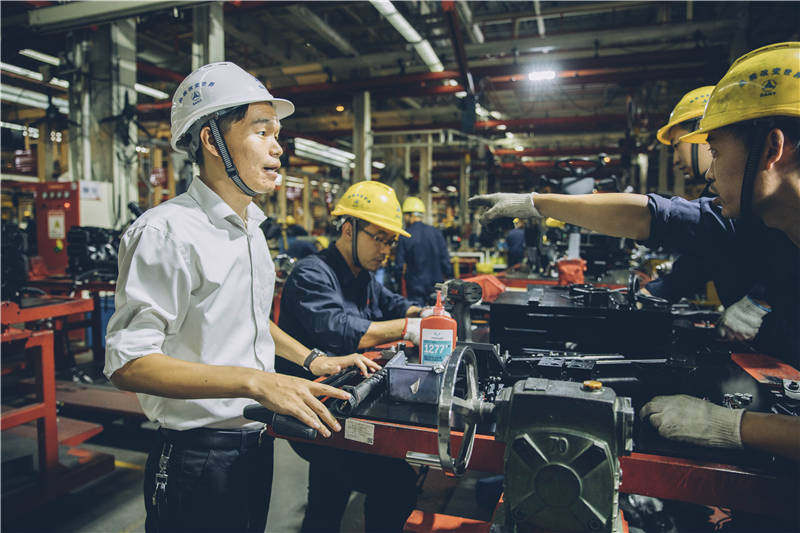 三一挖掘机：与宏观经济共舞