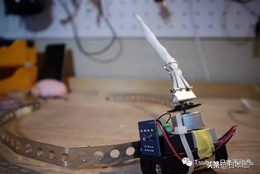 这个日本妹子为找男友发明200个沙雕玩意儿，设计师都没她脑洞大