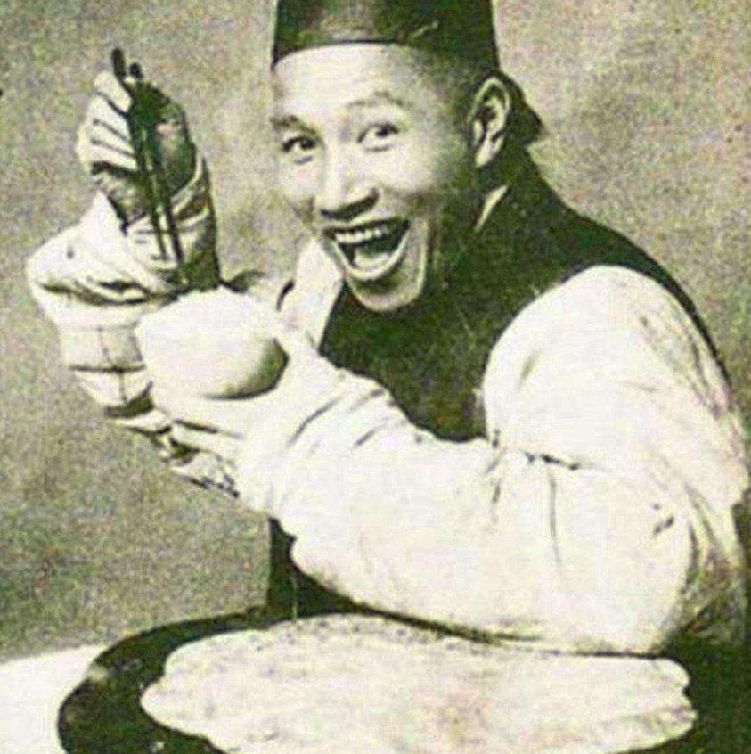 中国筷子文化：原始时代萌生，从树枝到金筷子，有哪些历程？