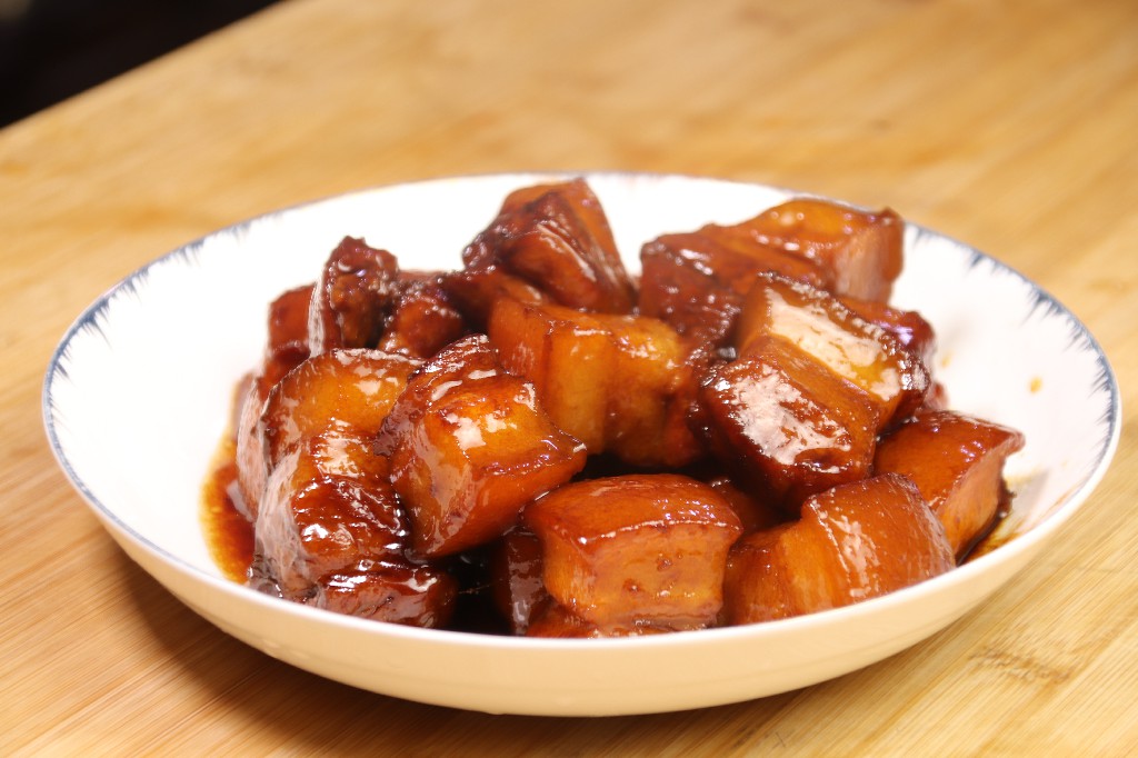 做红烧肉不用香料好吃吗,做红烧肉用白糖好吃吗