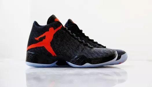 yeezy倒钩aj1,yeezy区别