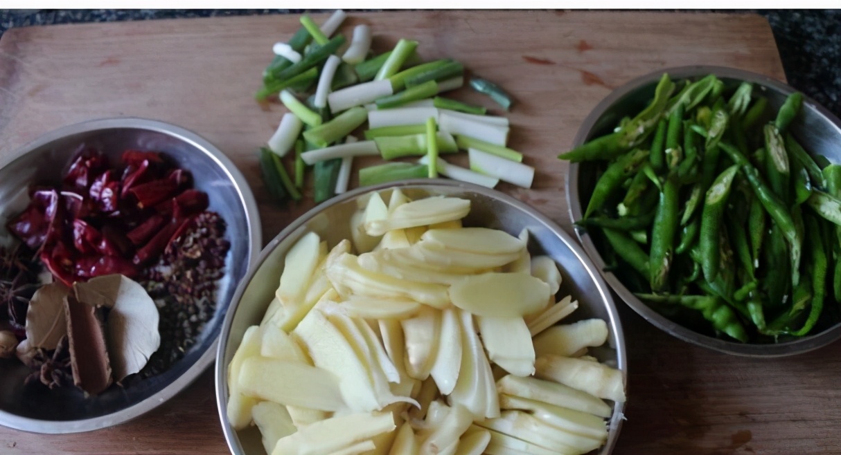 姜爆鸭怎么做肉不柴,姜爆鸭怎么做才好吃