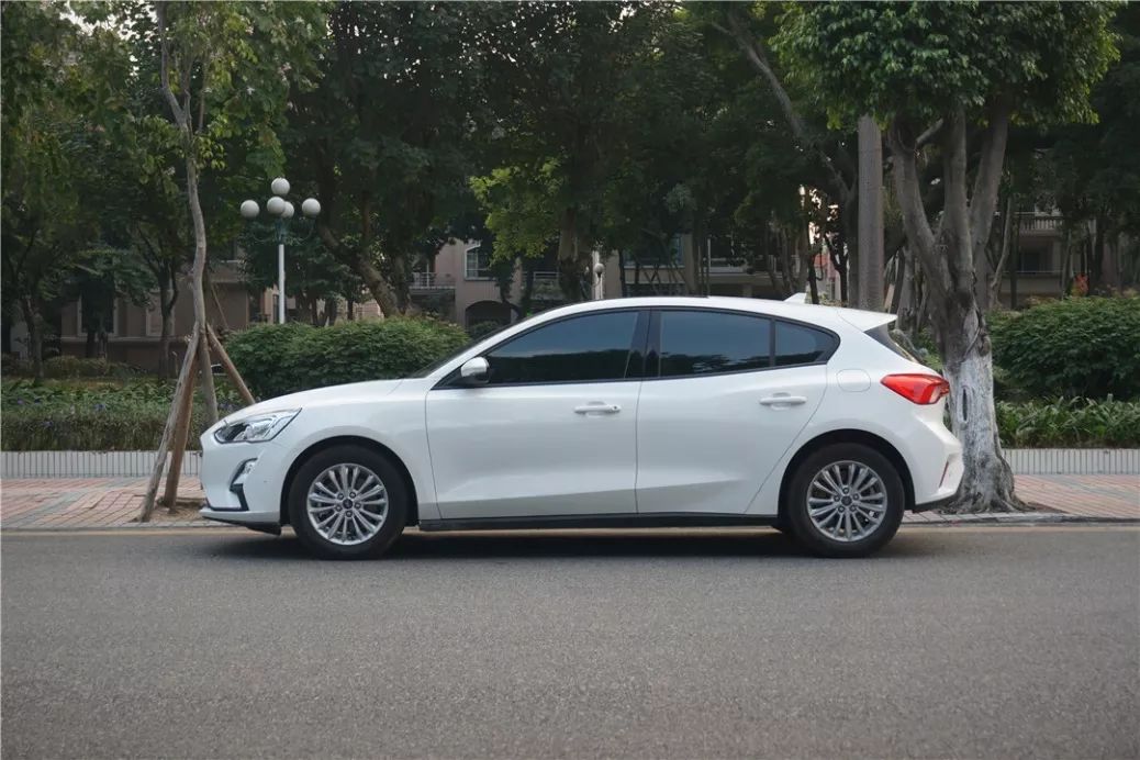 福克斯1.5t评测视频,福克斯1.5t发动机测评