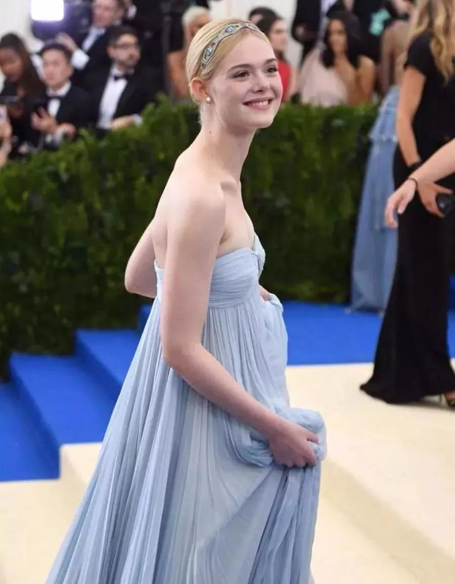 这些习惯会使你变丑赶快改掉,怎样的习惯才会让嘴巴变丑