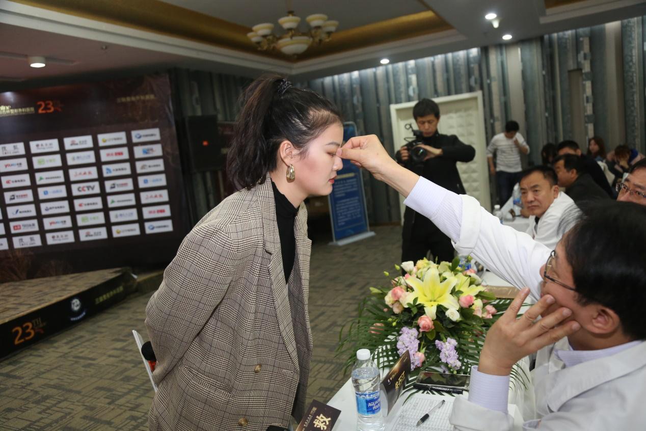 杏林LET美人大型公益慈善行动选秀盛典取得圆满成功