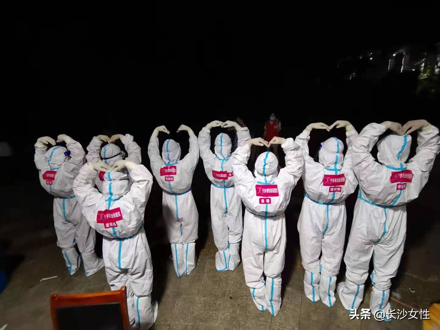 巾帼疫情防控慰问,巾帼妇幼抗疫情