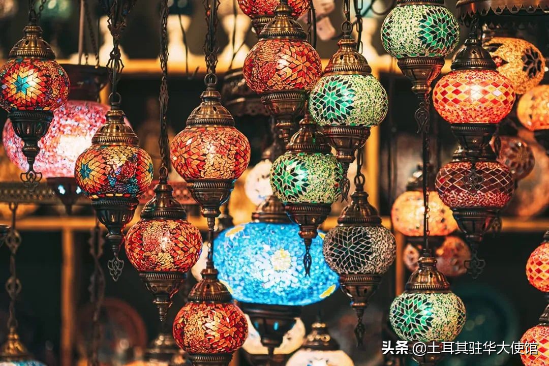 伊斯坦布尔足球有关的纪念品,伊斯坦布尔纪念品买点什么好