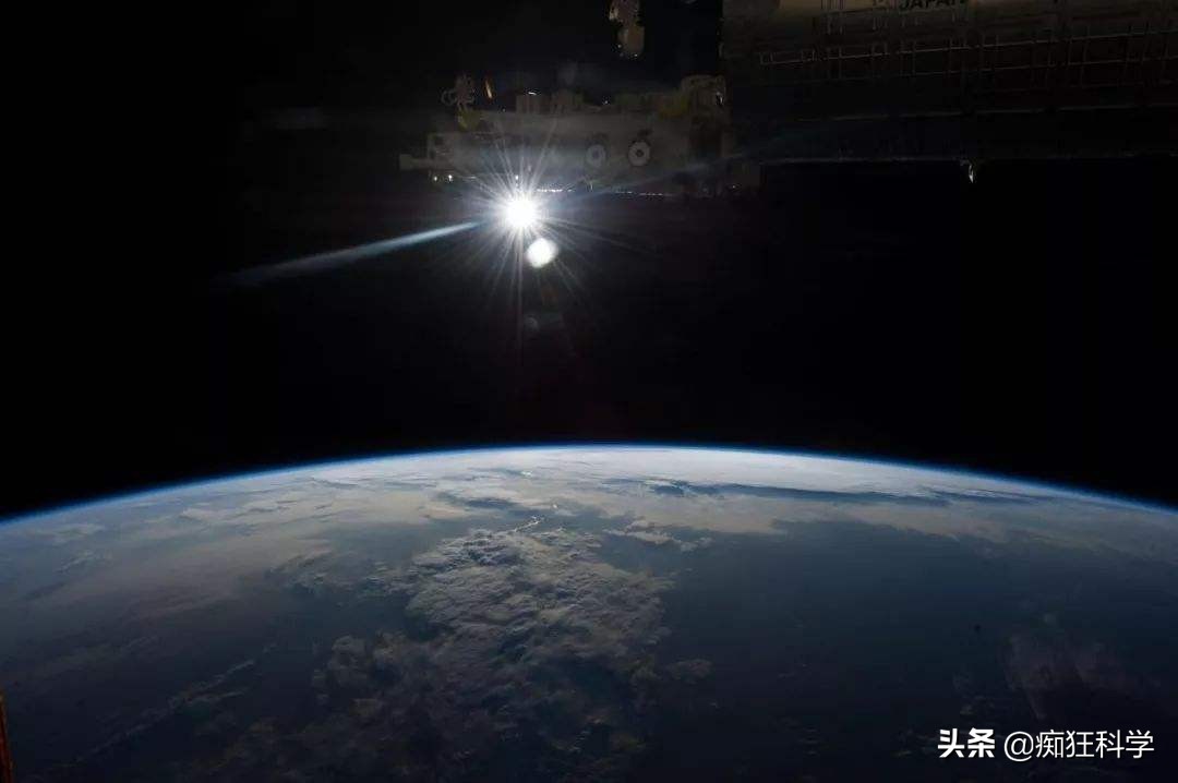 12个让你耳目一新的天文冷知识，你知道光年到底有多远吗？