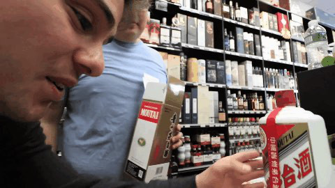 外国人眼中的茅台价格,老外评价茅台