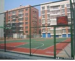 篮球场围网用什么,为什么篮球场要有围网