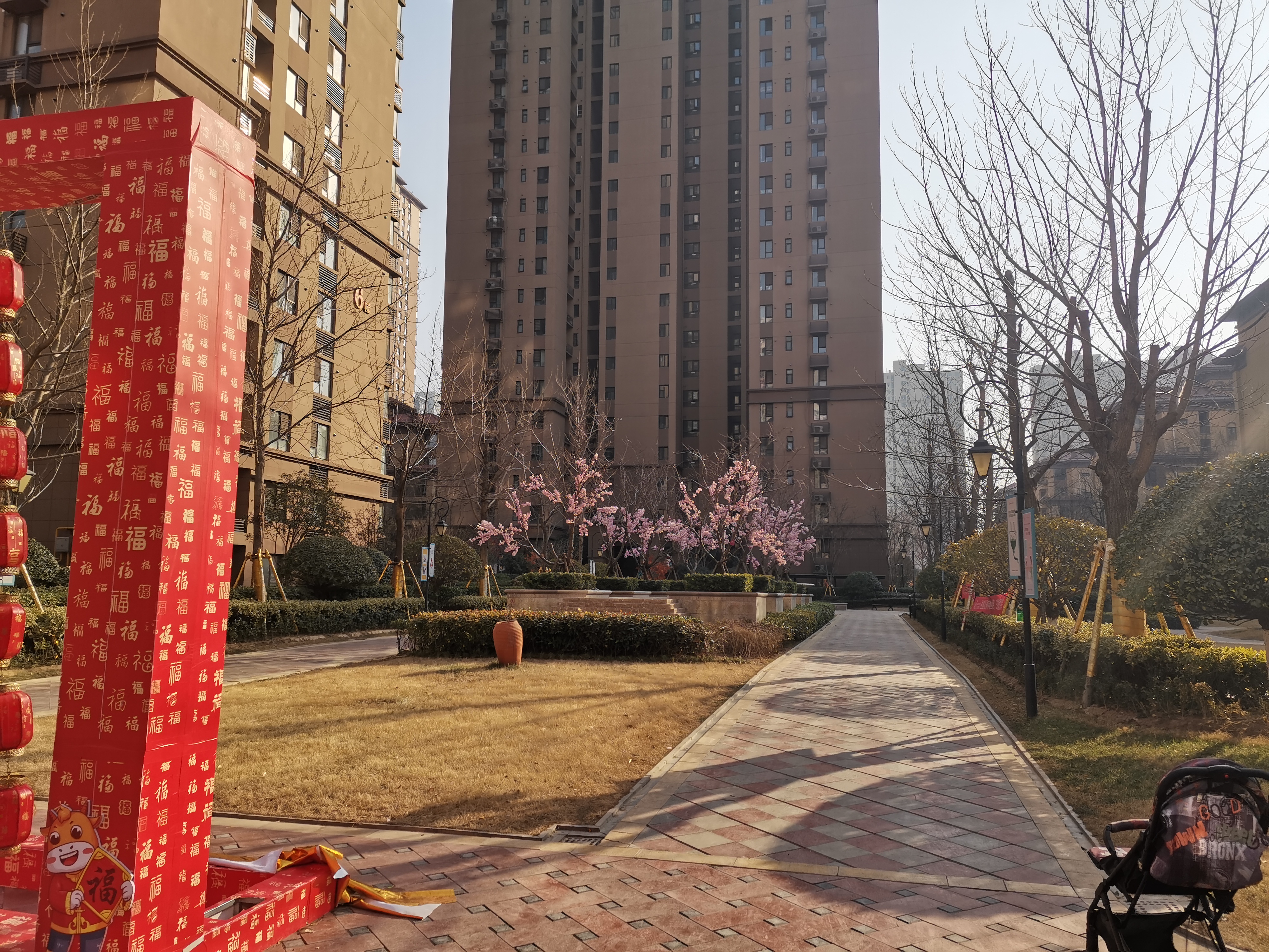 郑州高新区万科城8期小区,郑州高新区万科城评测