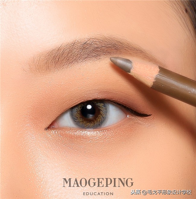 淡眉画眉新手教程,男生淡眉怎么画眉