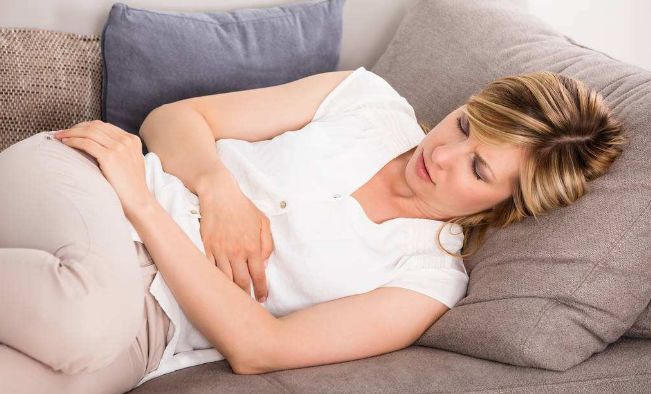 小腹隐隐作痛要警惕的疾病,小腹疼痛是什么病的前兆