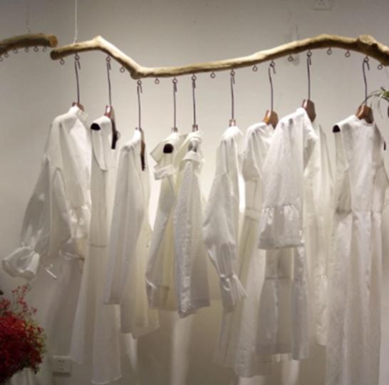 教你一招如何把旧衣架变废为宝,旧衣架别扔教你几招生活小窍门