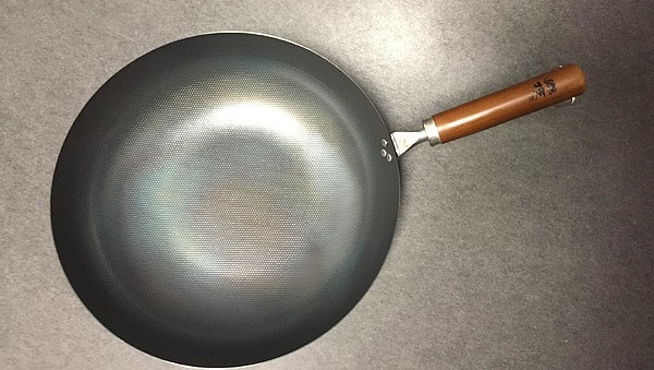 熟铁锅的最佳清洗方法,熟铁锅怎么养护