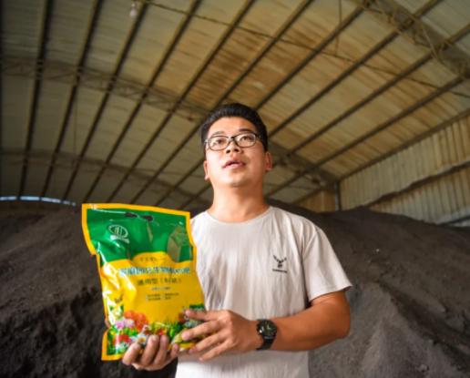 神奇！河南小伙儿靠羊粪致富，公司年销售额突破400万！