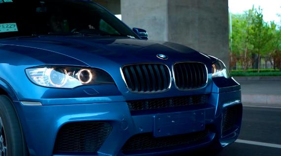 30万左右的大v8汽车,30万能买到v8小型汽车吗