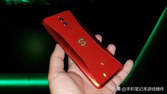 价位在2000到3000之间的手机,推荐一款3000左右性价比高的手机