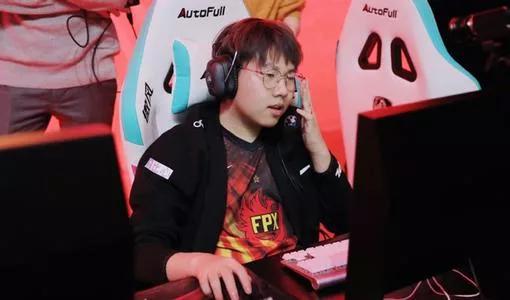 鑰佸瓙寰堢媯寰崥鐖嗘枡,鑰佸瓙寰堢媯