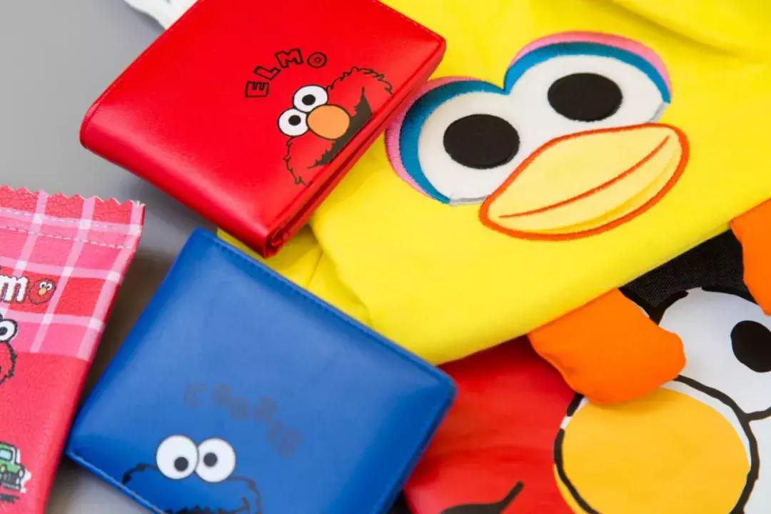 kakaofriends名创优品盲盒,kakao联名款保温杯名创优品