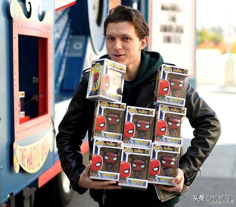 译介|每年卖出一亿玩偶，FunkoPop!背后隐藏着怎样的魔法？