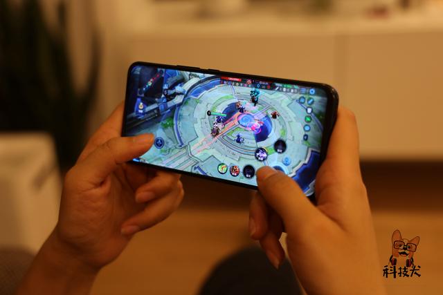 荣耀30麒麟985版,荣耀30战斗力