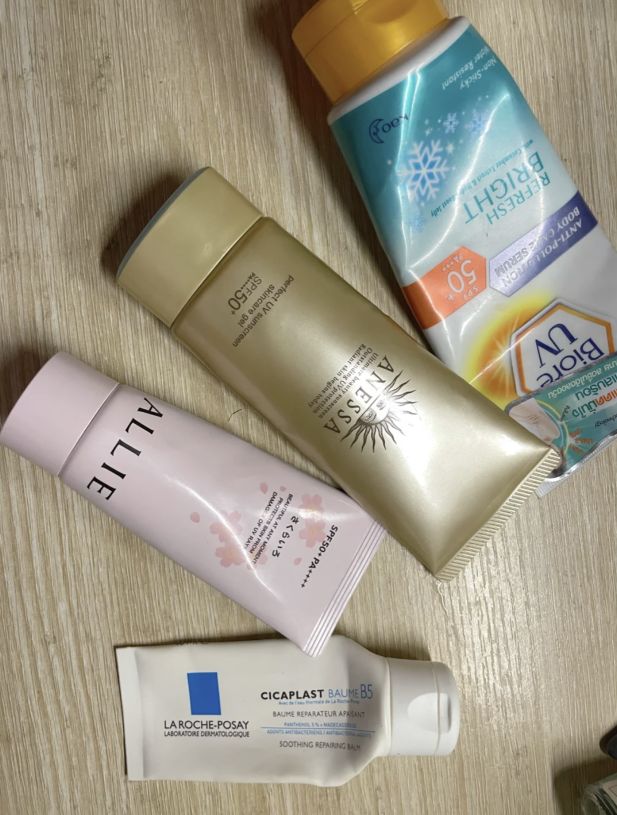 皮肤被晒脱皮了如何修复,晒后皮肤如何修复