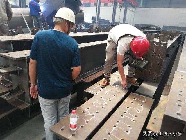 讲解钢结构厂房图,钢结构厂房基础施工动画演示