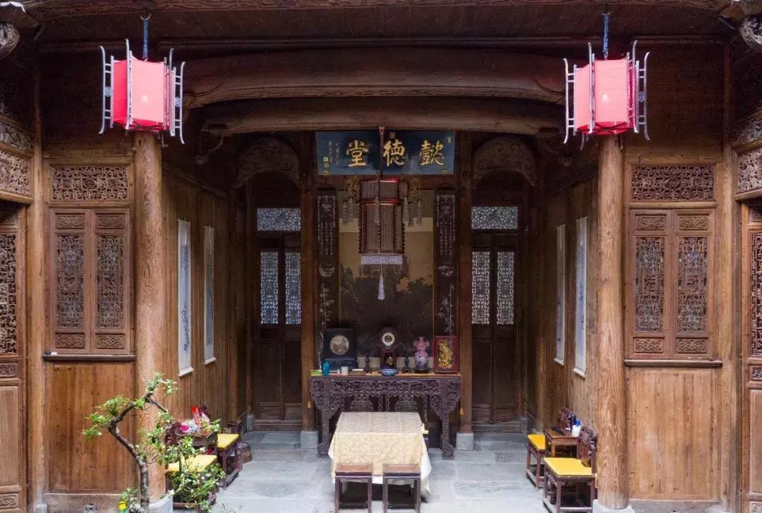 《艺术地产·界》首秀婺源文化之旅与房企大咖共话城市更新