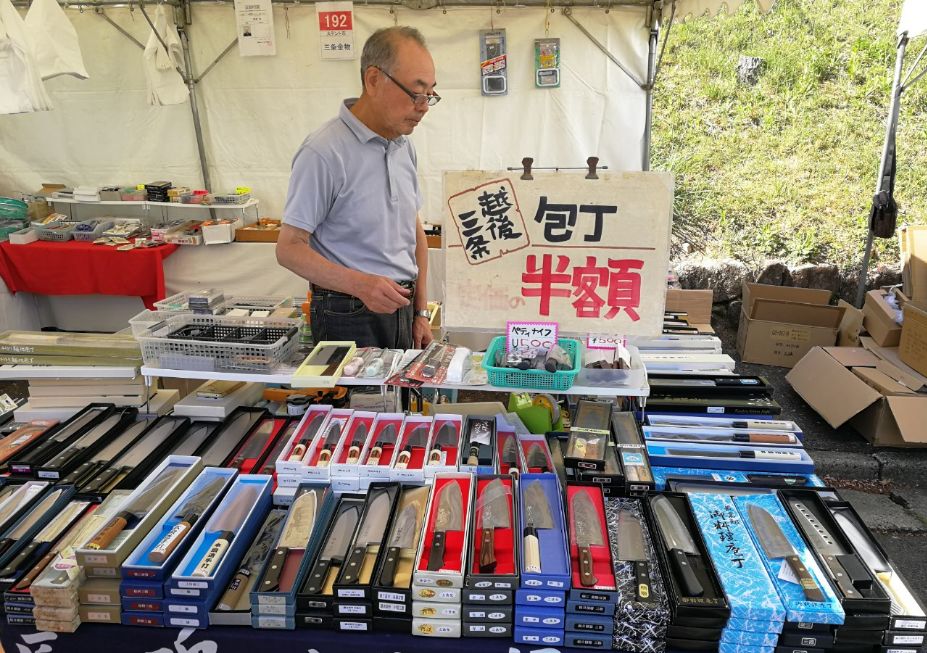 “碰瓷”日本美浓烧集市,我们最动心的却是一个木质便当盒