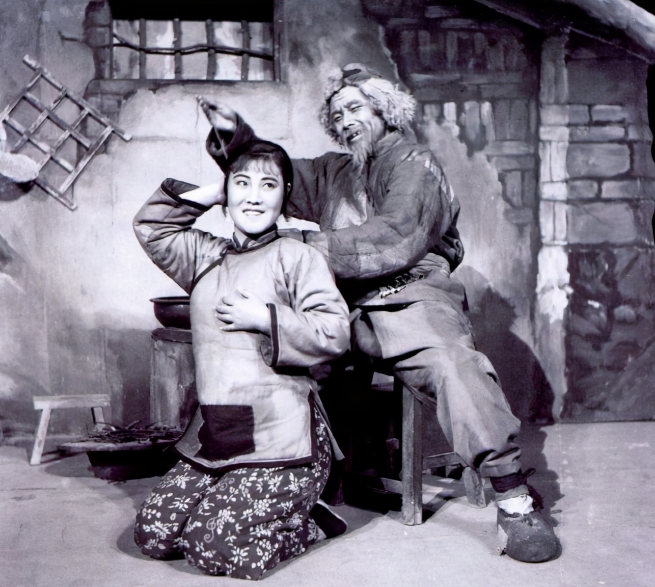 郭兰英为什么没有生小孩,歌唱家郭兰英有孩子吗